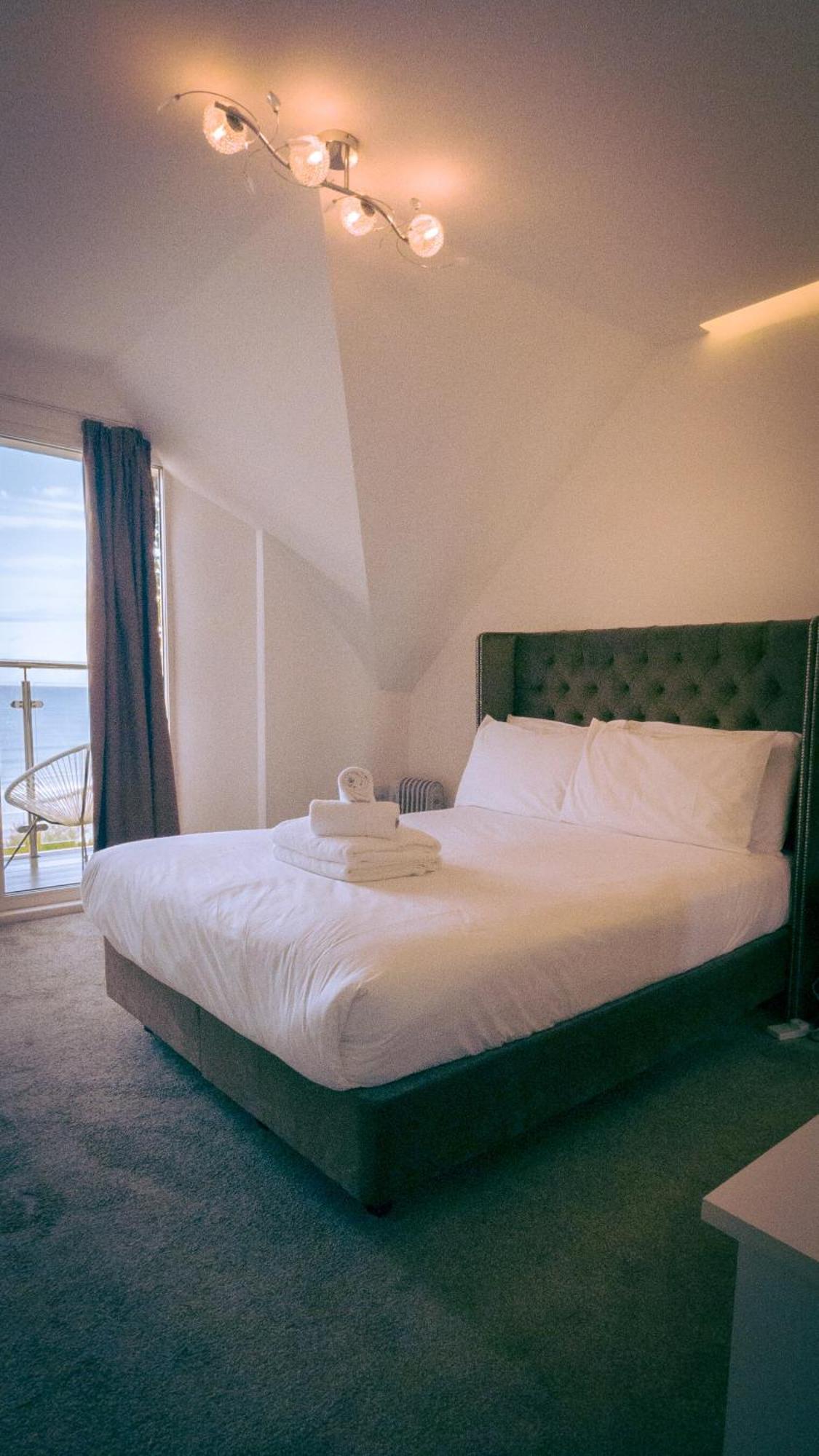 Oyo Newquay Beach Hotel Exterior foto