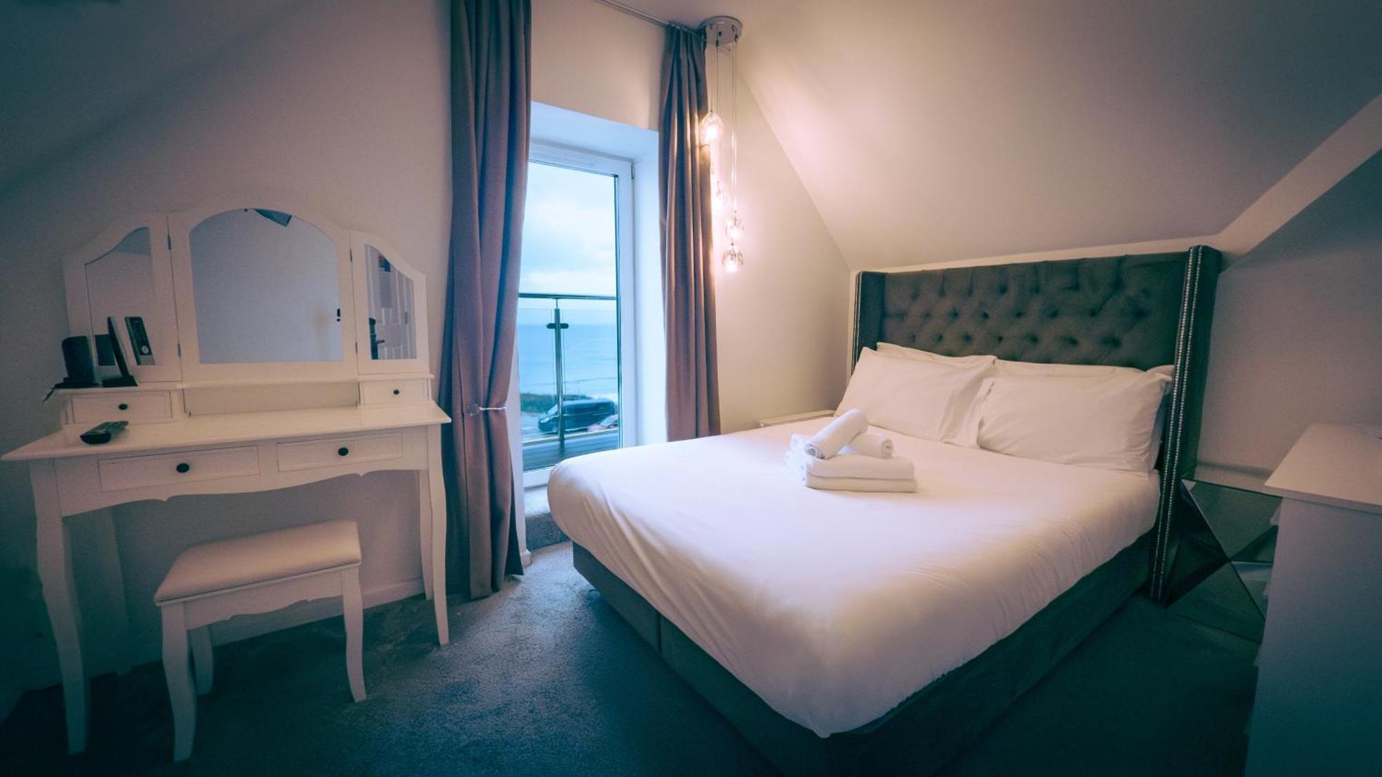 Oyo Newquay Beach Hotel Exterior foto