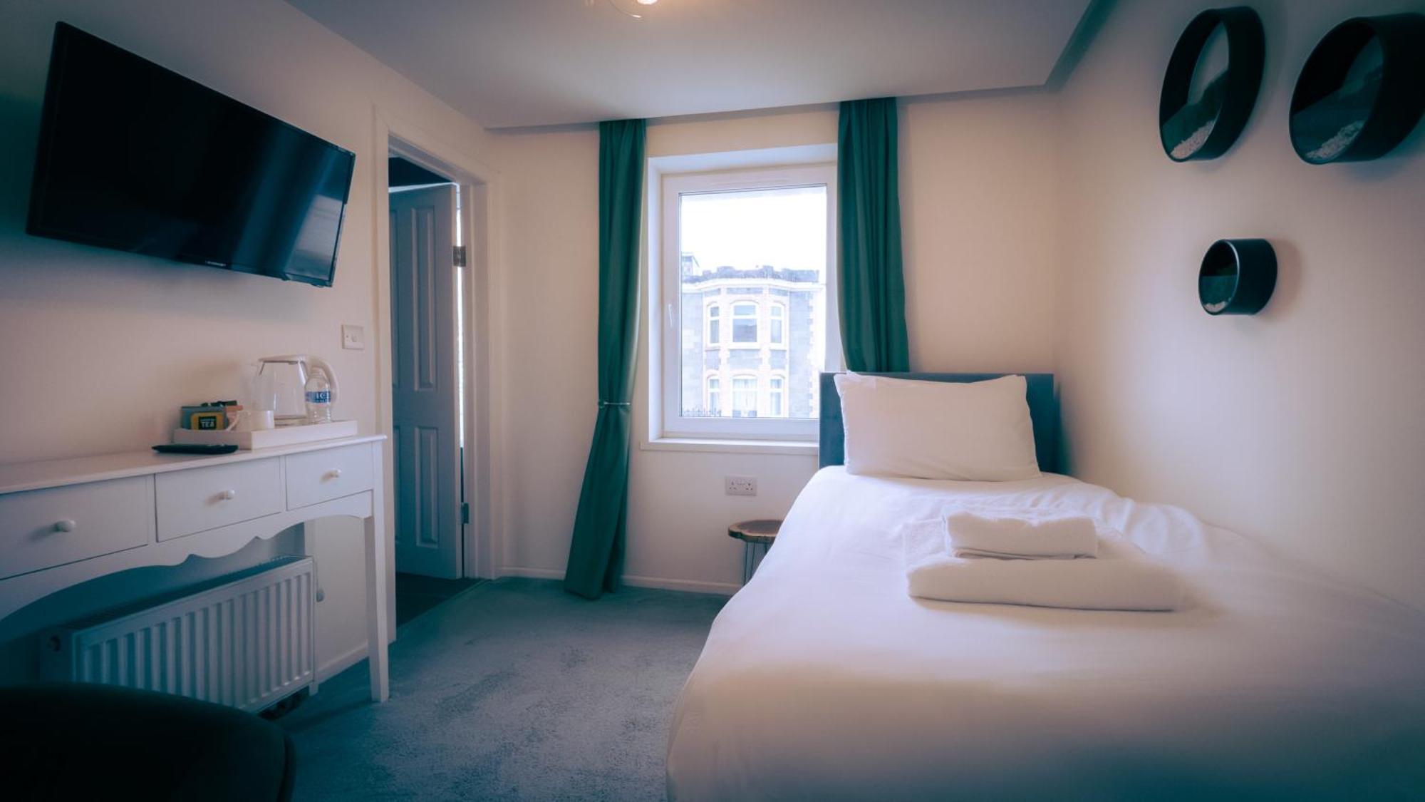 Oyo Newquay Beach Hotel Exterior foto